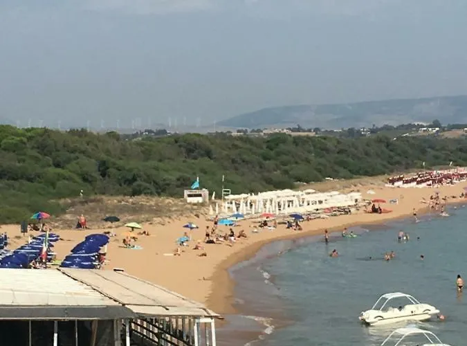 Pensjonat Oikos Selinunte 4*